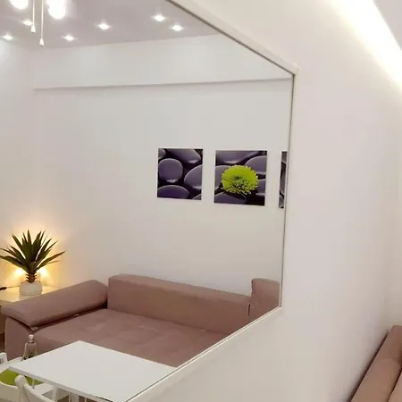 Studio Sun Sea No 6 *